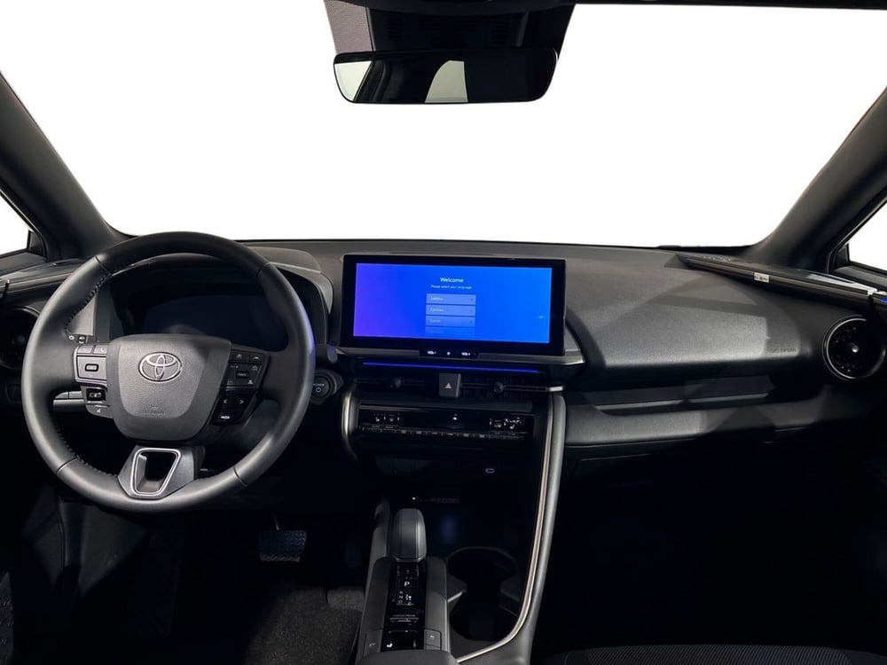 Toyota Toyota C-HR nuova a Lecco (10)