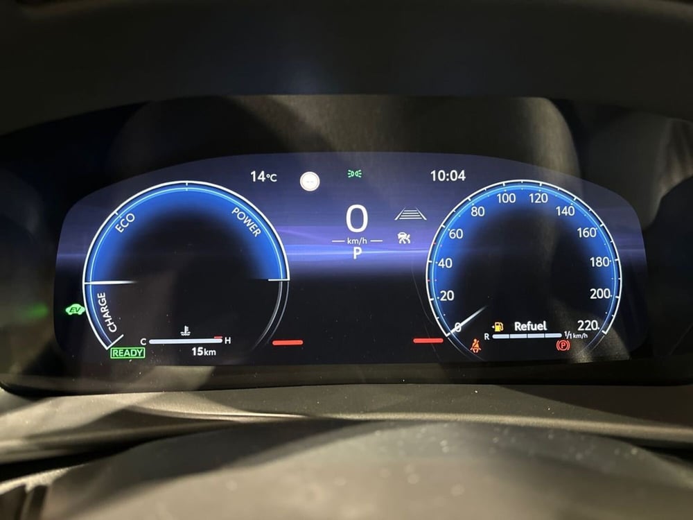 Toyota Toyota C-HR nuova a Lecco (11)