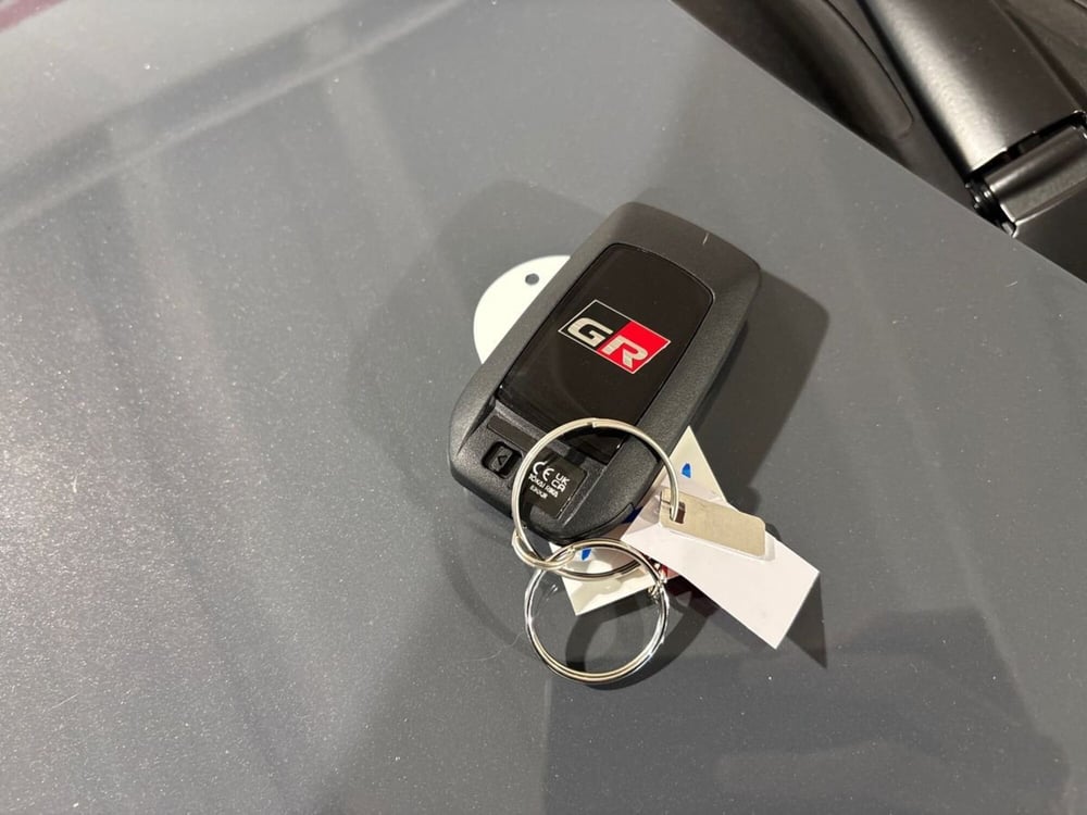 Toyota Yaris GR Sport nuova a Lecco (17)