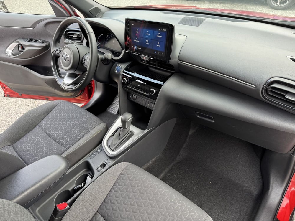 Toyota Yaris Cross usata a Como (6)