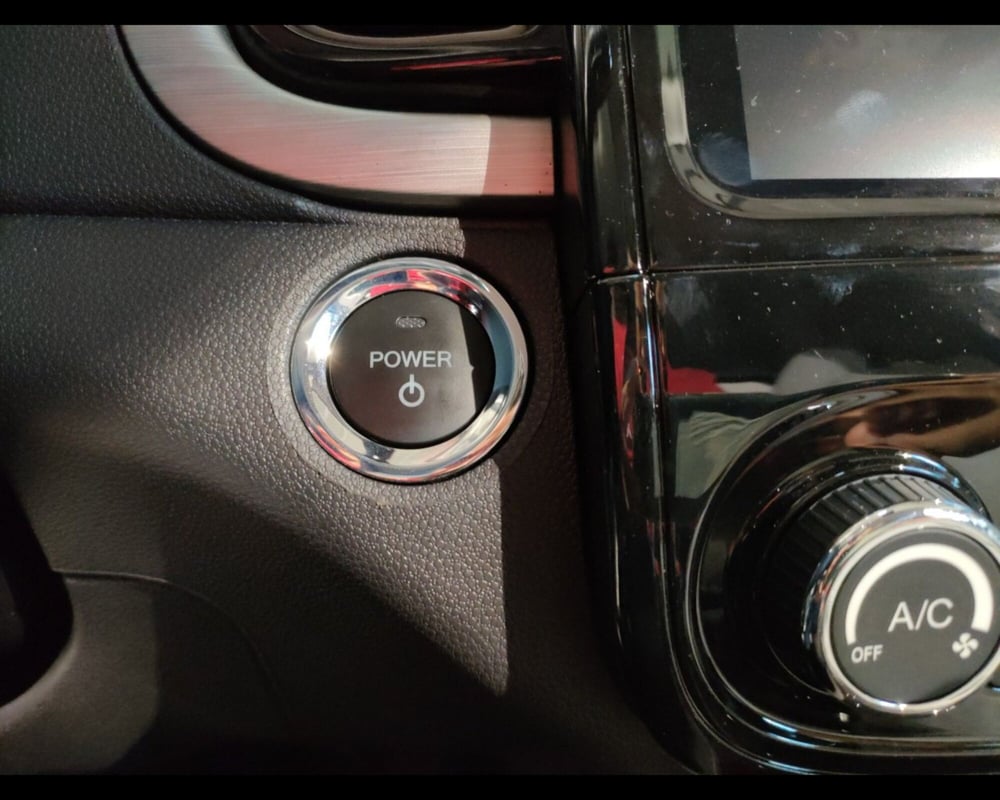 Dr dr 1.0 EV nuova a Roma (14)
