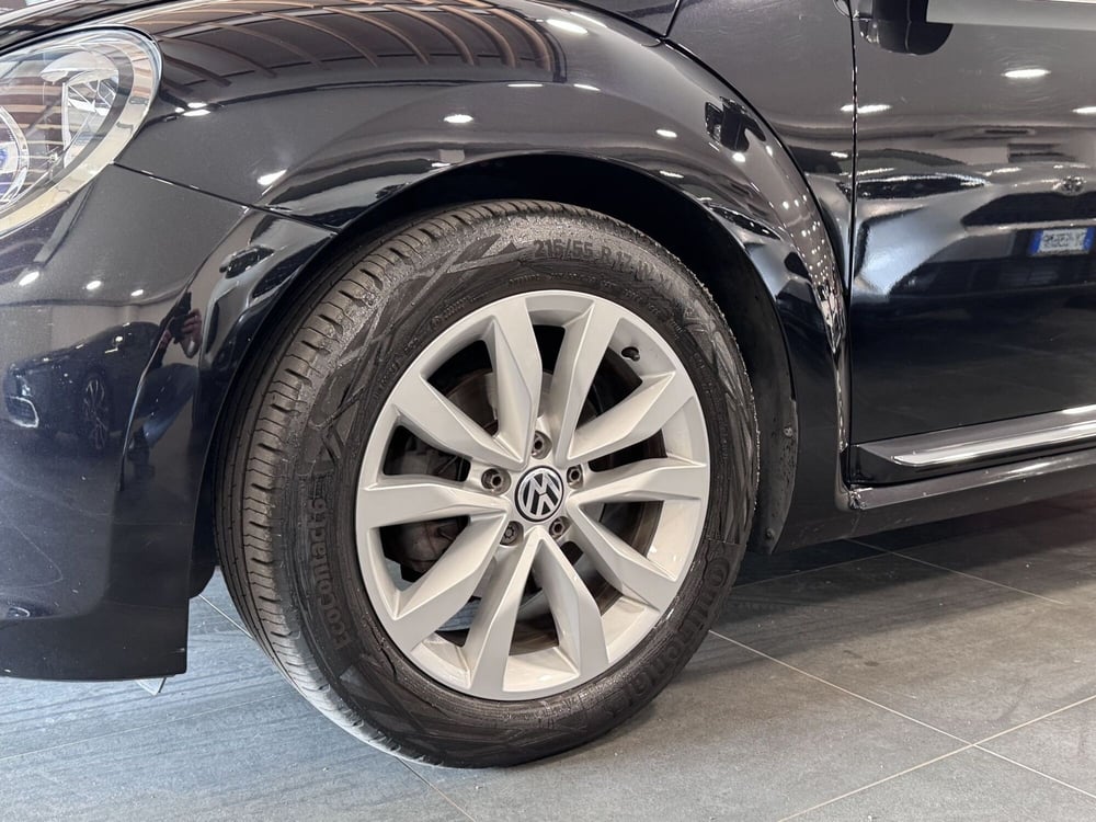 Volkswagen Maggiolino Cabrio usata a Brescia (5)