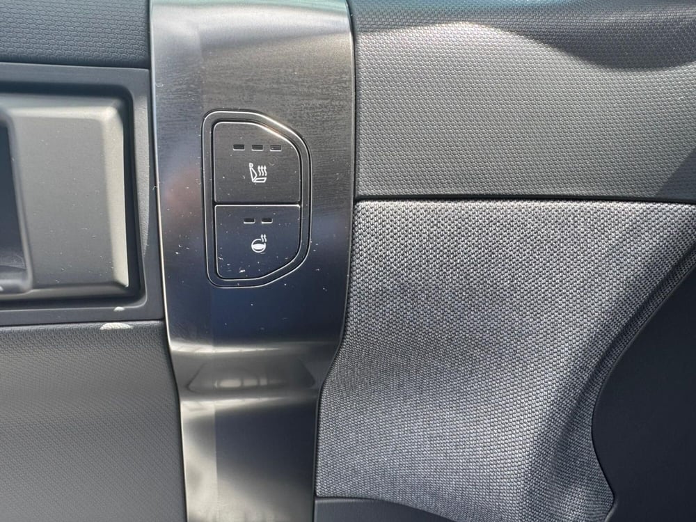 Kia EV3 usata a Napoli (10)