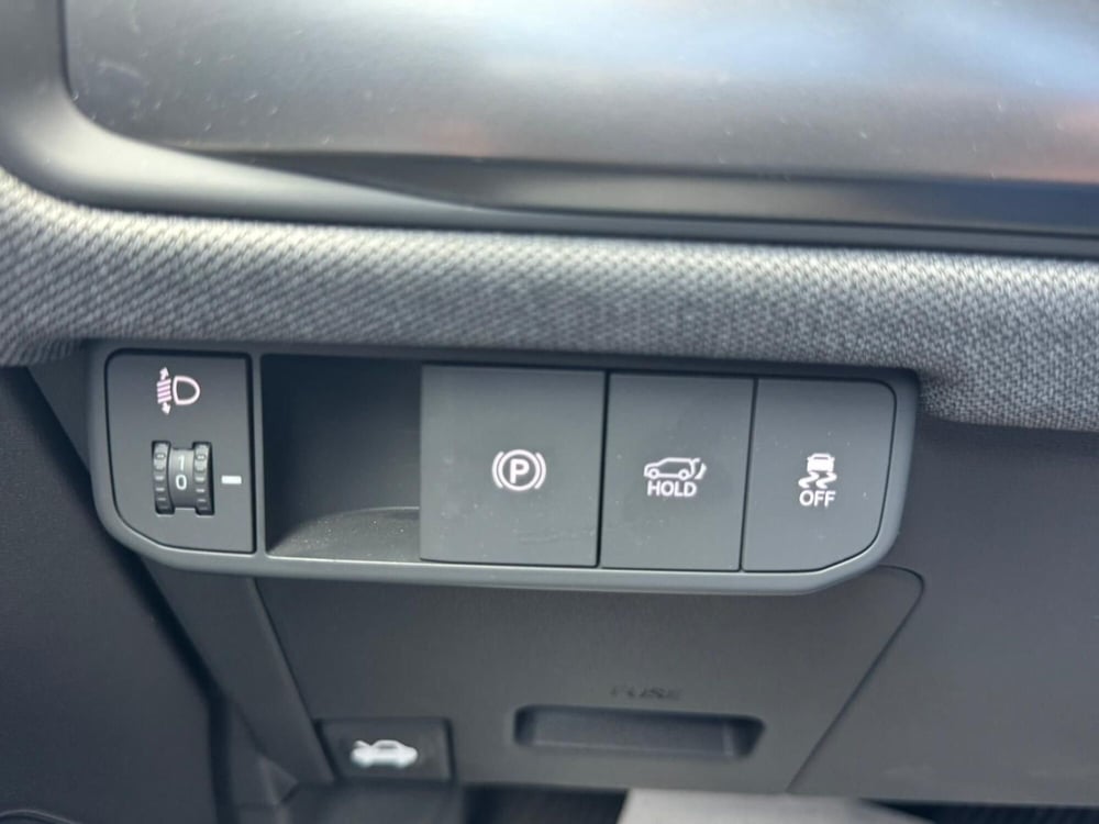 Kia EV3 usata a Napoli (12)