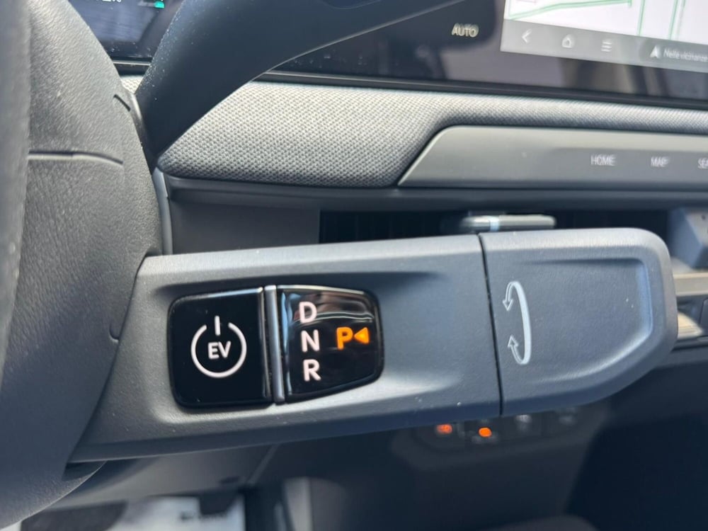 Kia EV3 usata a Napoli (13)