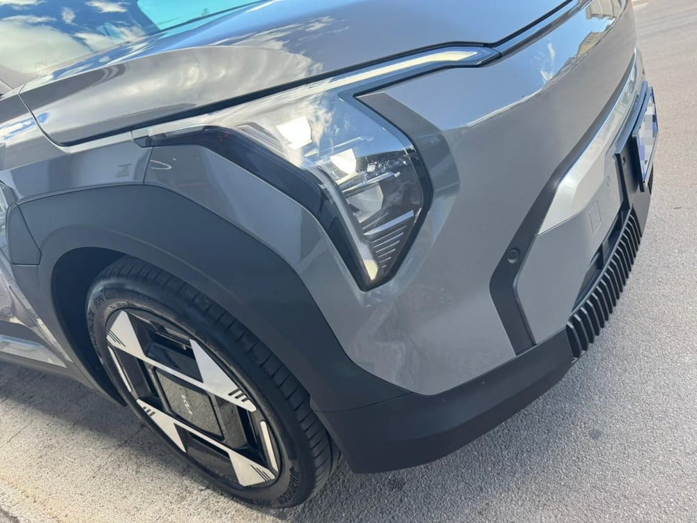 Kia EV3 usata a Napoli (18)