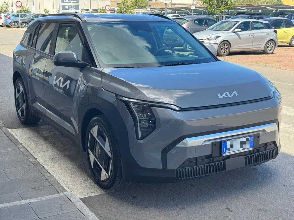Kia EV3 usata a Napoli (3)