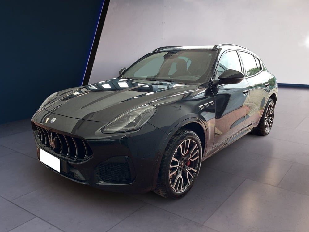 Maserati Grecale usata a Torino (2)