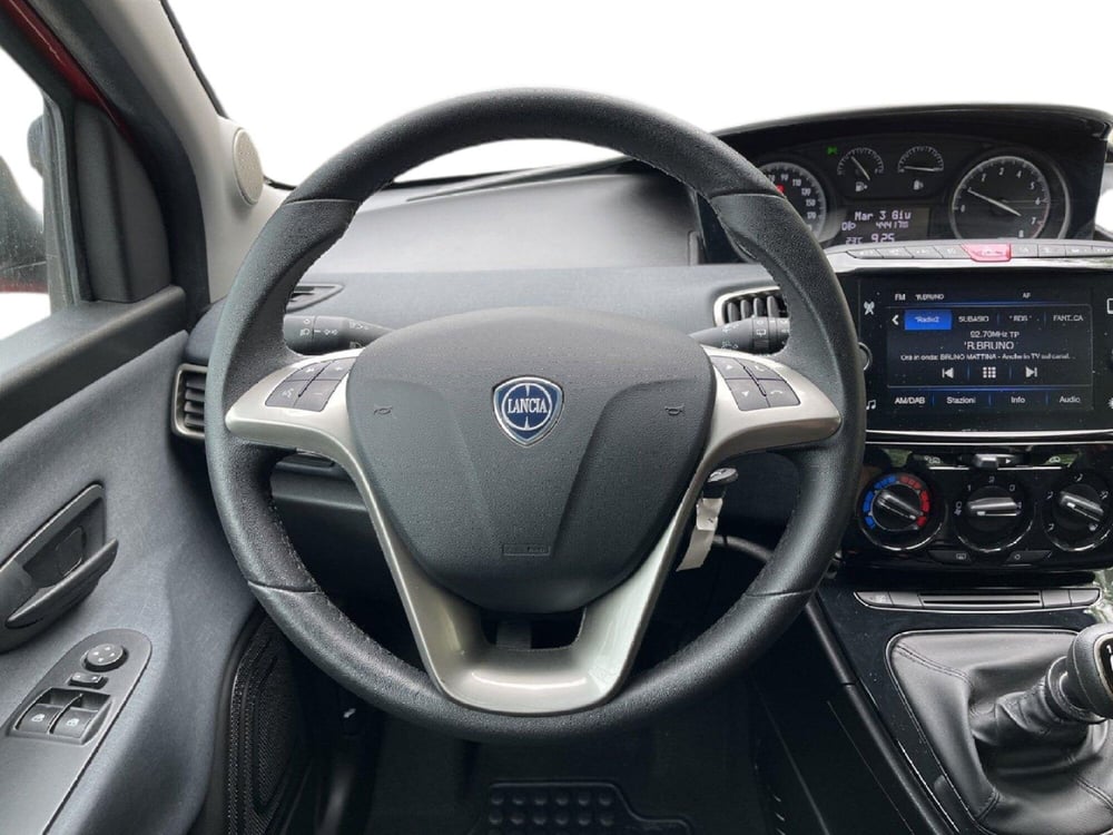 Lancia Ypsilon usata a Torino (12)