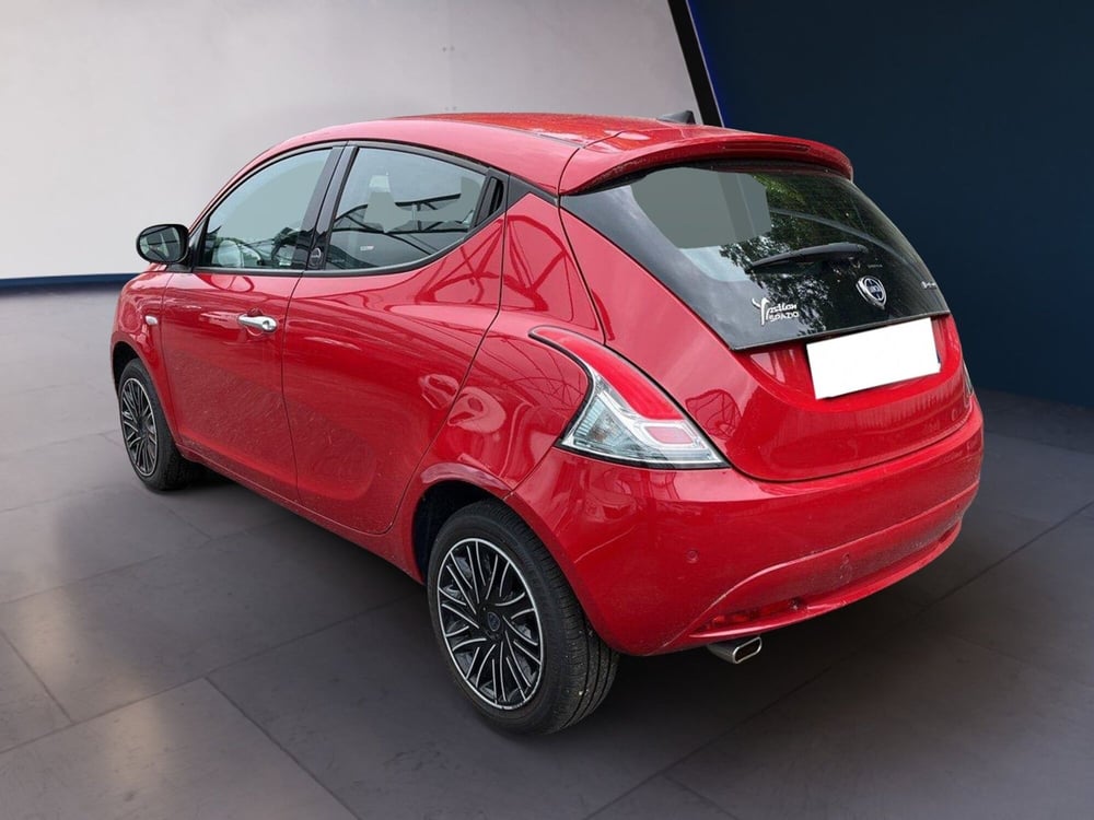 Lancia Ypsilon usata a Torino (5)