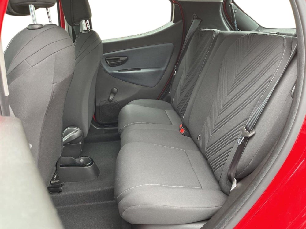 Lancia Ypsilon usata a Torino (9)