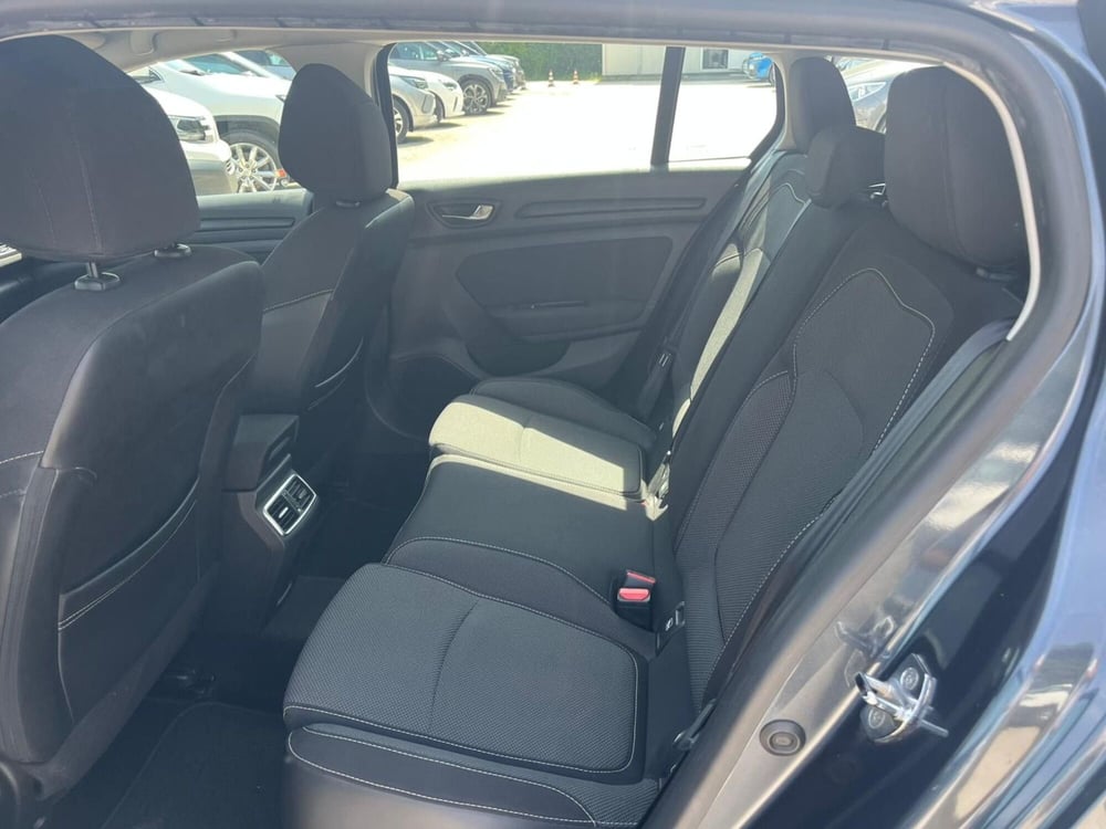Renault Mégane Sporter usata a Milano (13)