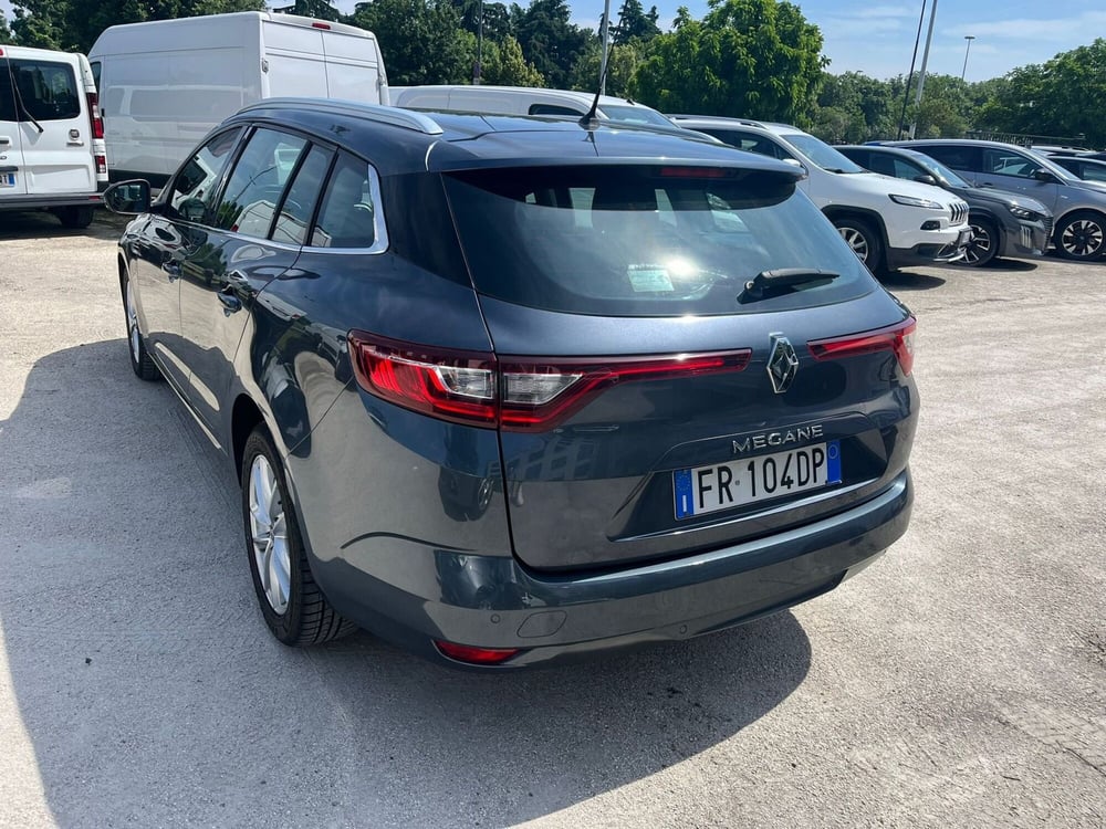 Renault Mégane Sporter usata a Milano (6)