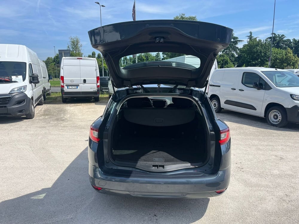 Renault Mégane Sporter usata a Milano (9)
