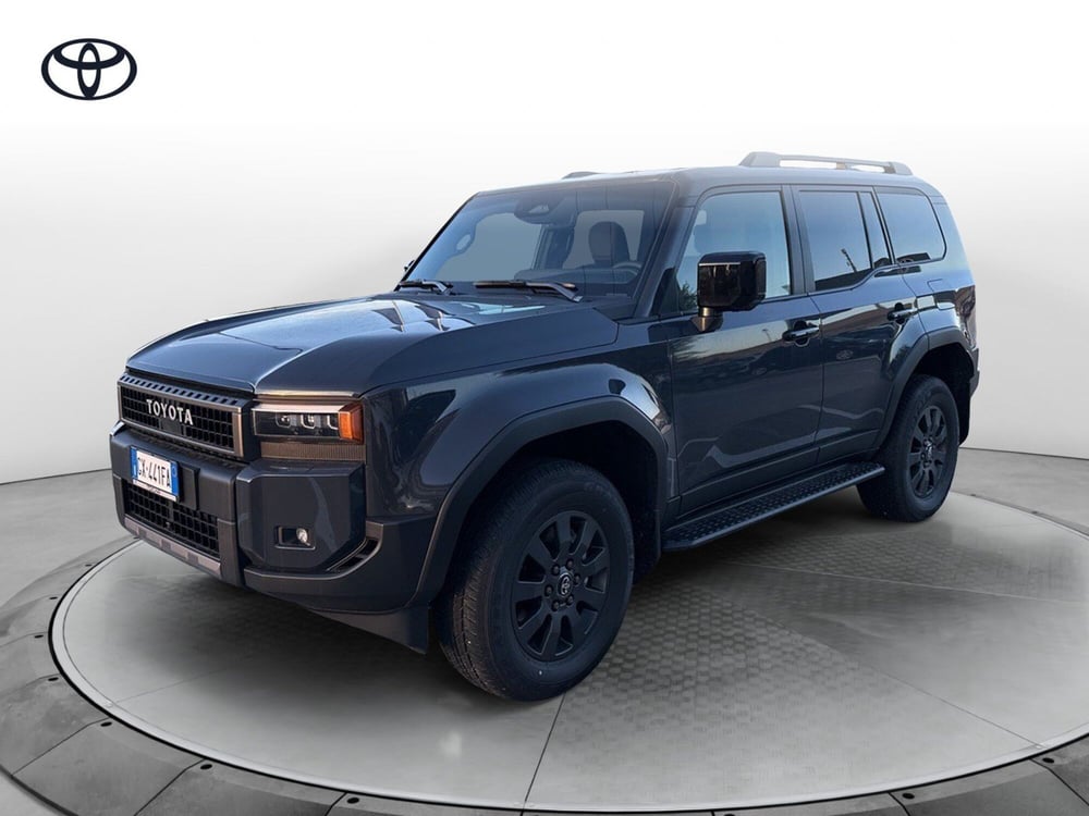 Toyota Land Cruiser nuova a Siracusa