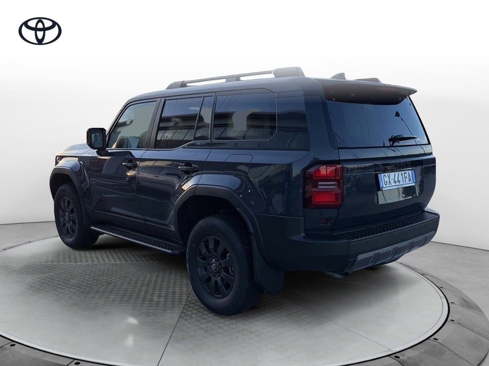 Toyota Land Cruiser nuova a Siracusa (4)