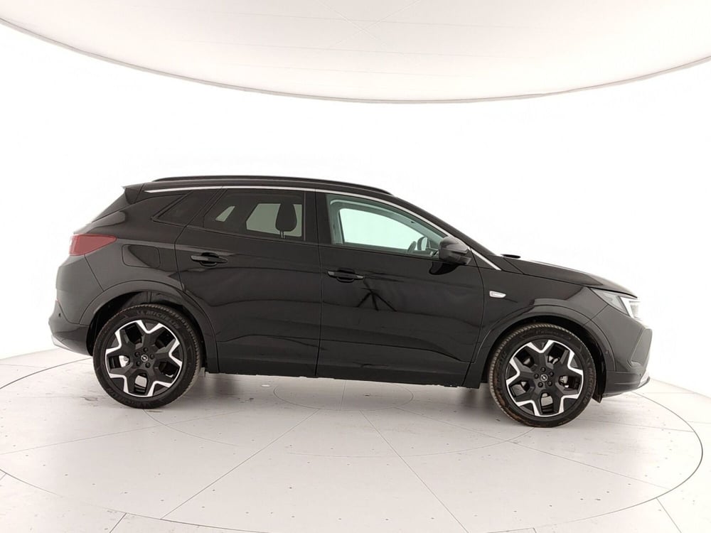 Opel Grandland usata a Caserta (7)