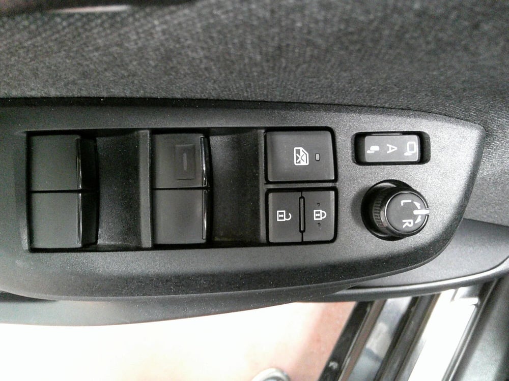 Toyota Yaris usata a Treviso (19)