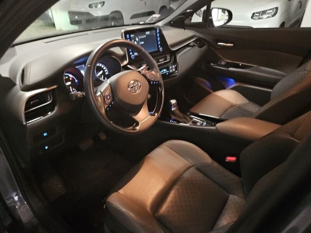 Toyota Toyota C-HR usata a Vicenza (7)