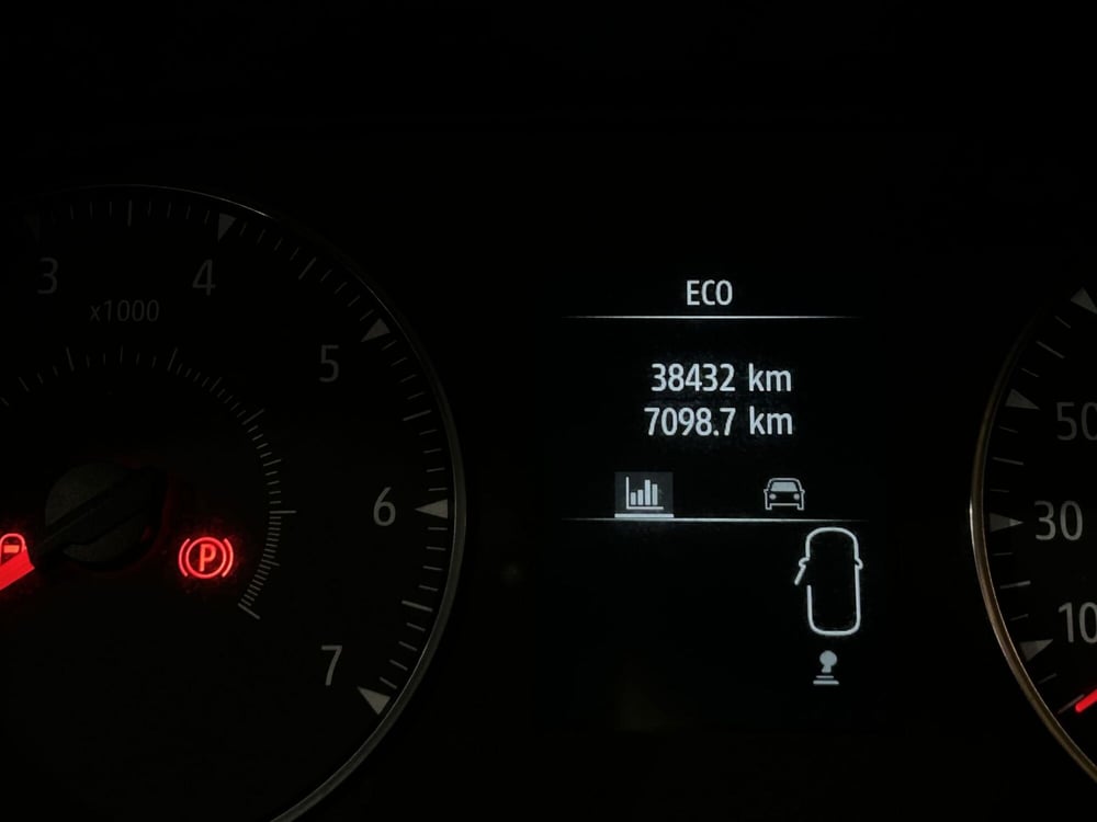Dacia Jogger usata a Milano (9)
