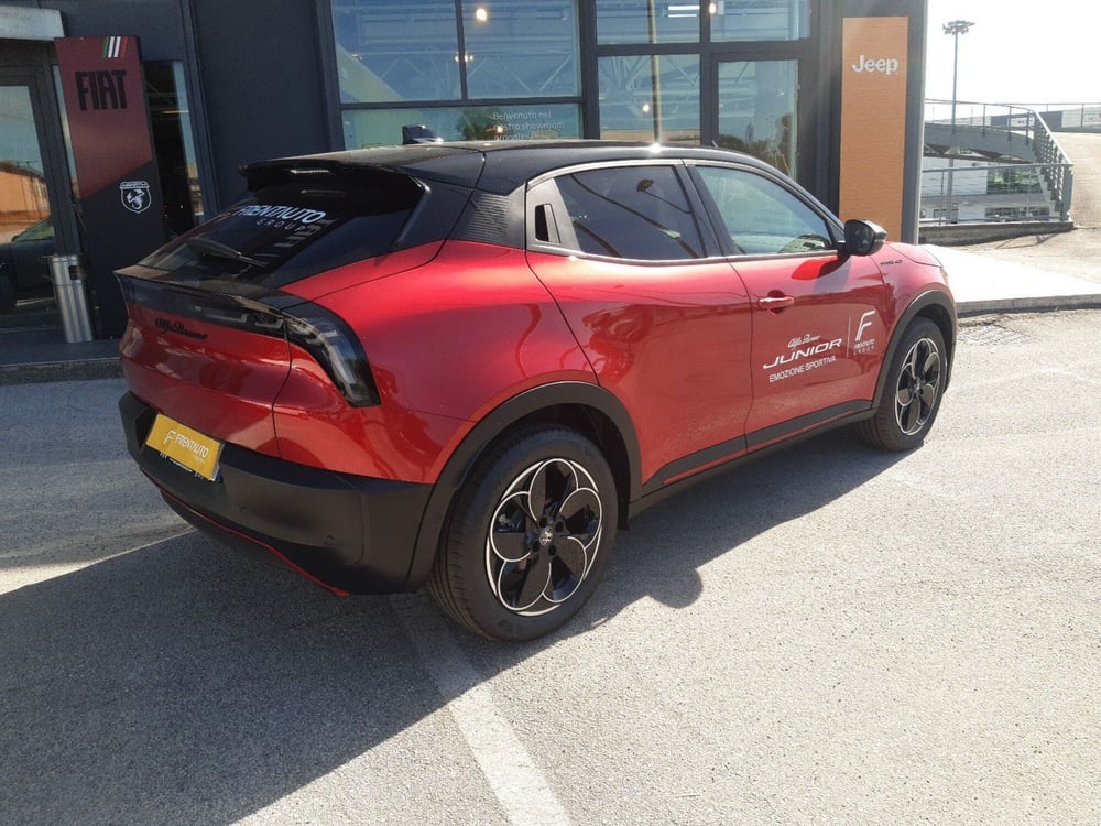 Alfa Romeo Junior nuova a Campobasso (6)