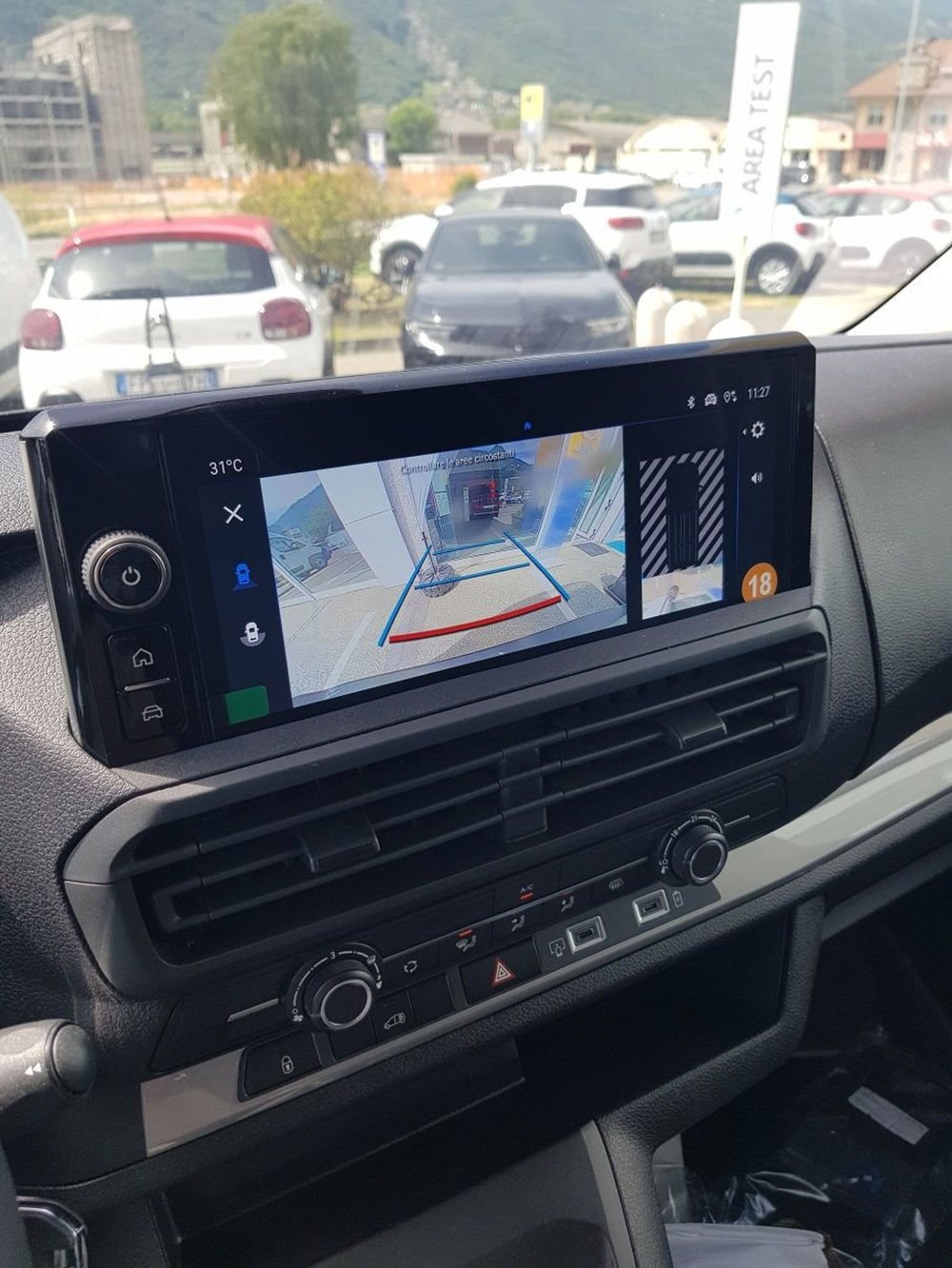 Opel Vivaro Furgone nuova a Aosta (7)