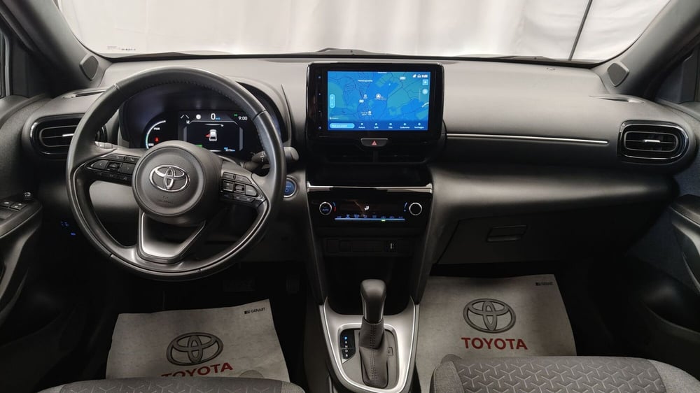 Toyota Yaris Cross usata a Roma (9)
