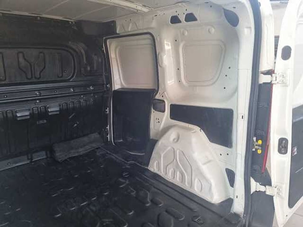 Fiat Doblò Furgone usata a Siena (15)