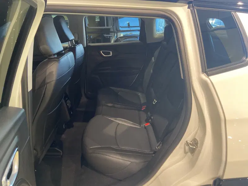 Jeep Compass nuova a Agrigento (19)
