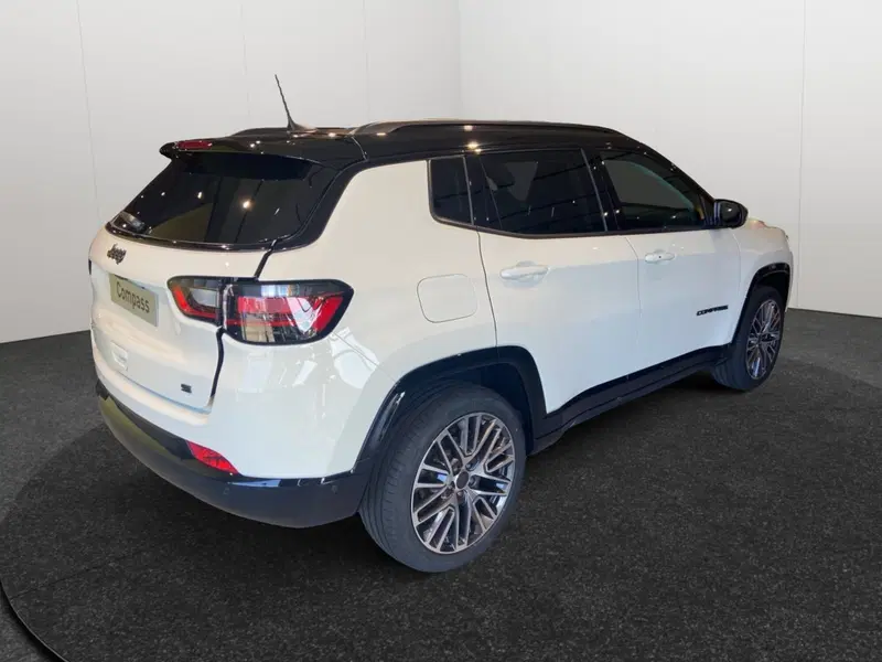 Jeep Compass nuova a Agrigento (6)