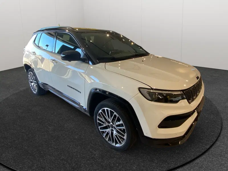 Jeep Compass nuova a Agrigento (8)