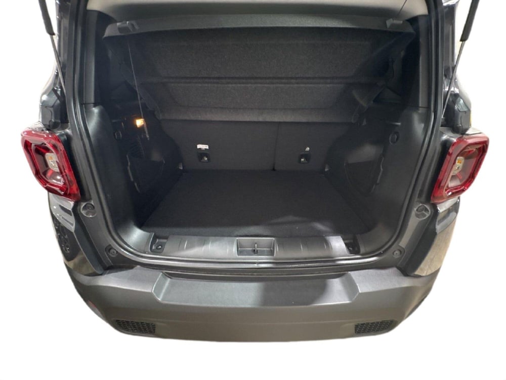 Jeep Renegade nuova a Caltanissetta (14)