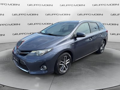 Toyota Auris Station Wagon 1.8 Hybrid Active Plus del 2014 usata a San Giorgio e Bigarello