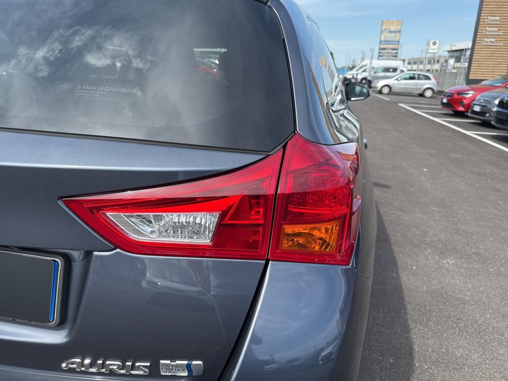 Toyota Auris Station Wagon usata a Mantova (10)
