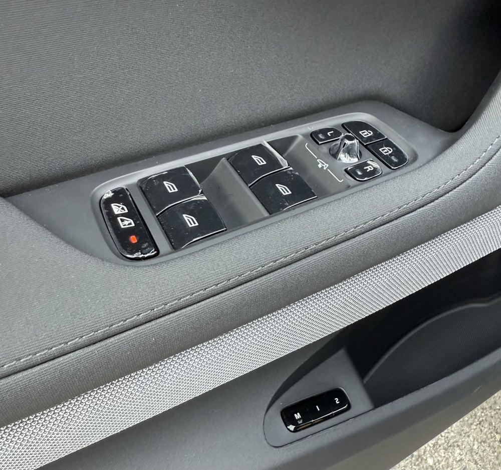 Polestar Polestar 2 nuova a Parma (11)
