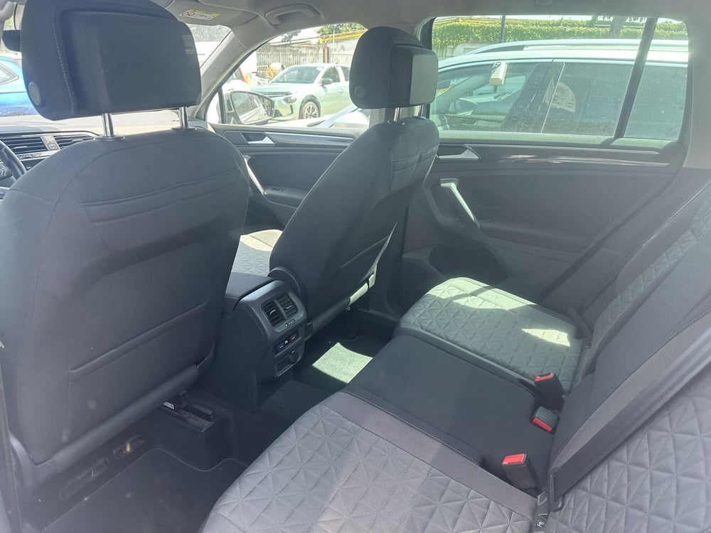 Volkswagen Tiguan usata a Milano (15)