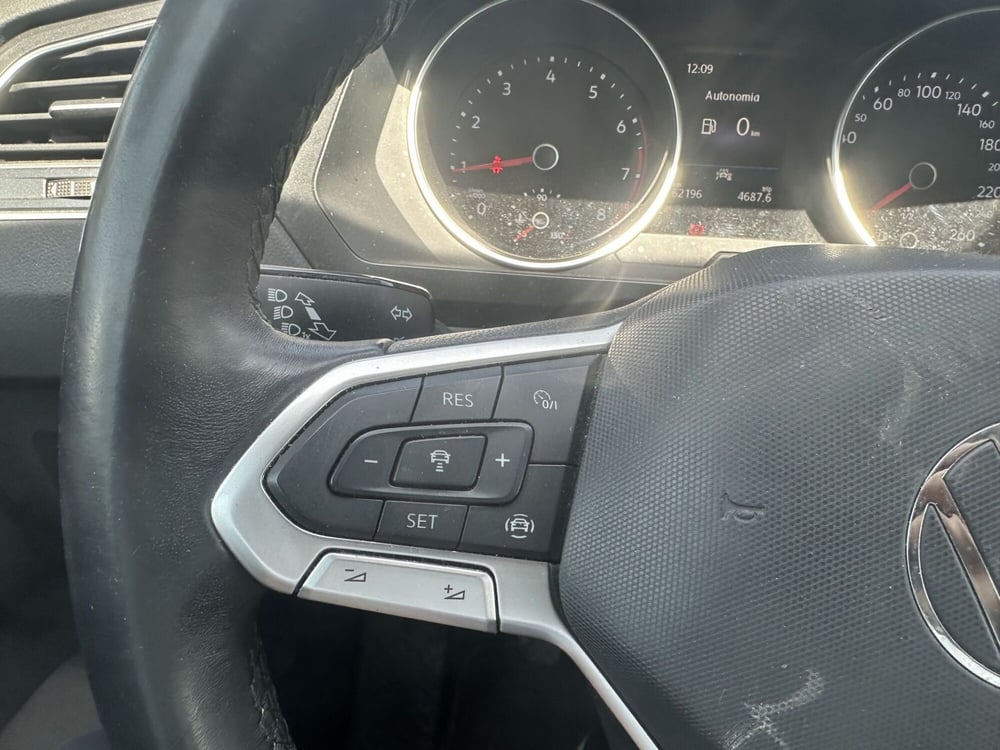 Volkswagen Tiguan usata a Milano (17)