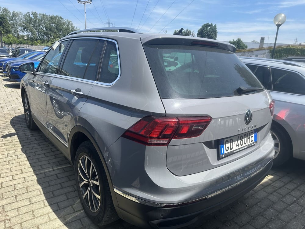 Volkswagen Tiguan usata a Milano (5)