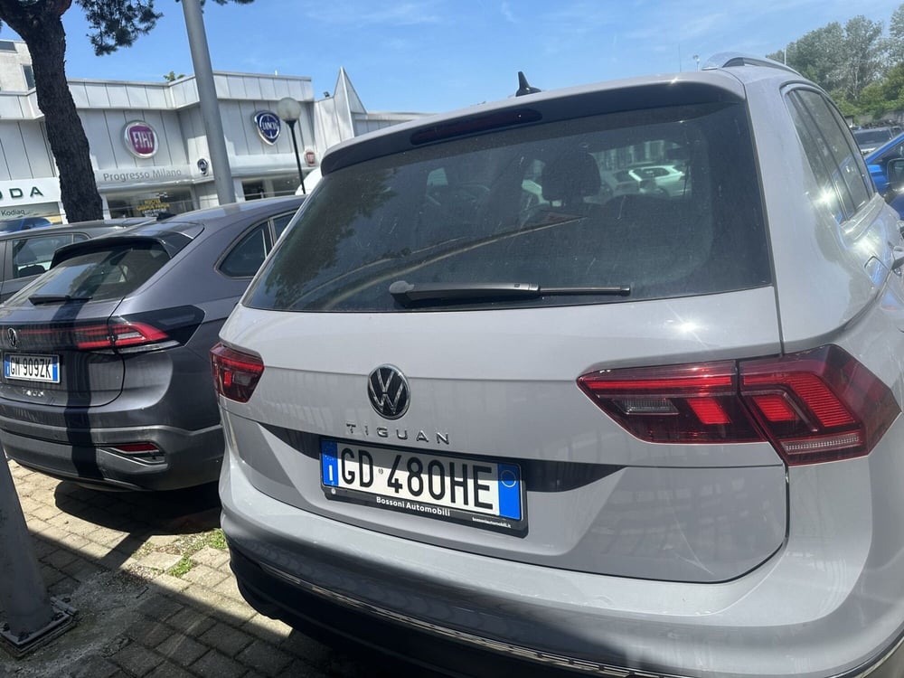 Volkswagen Tiguan usata a Milano (8)