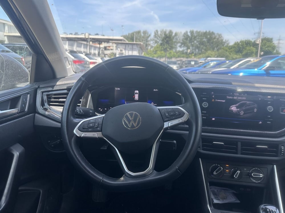 Volkswagen Taigo usata a Milano (16)