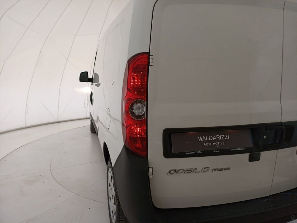 Fiat Doblò Furgone usata a Bari (8)