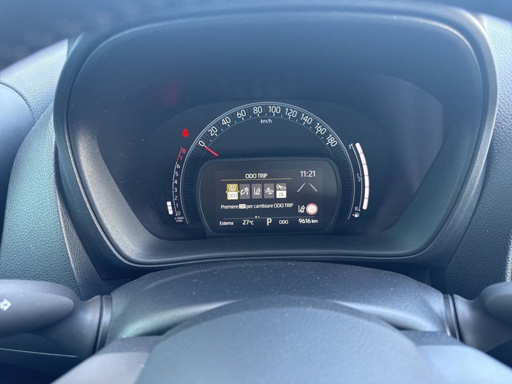 Toyota Aygo X usata a Ferrara (12)