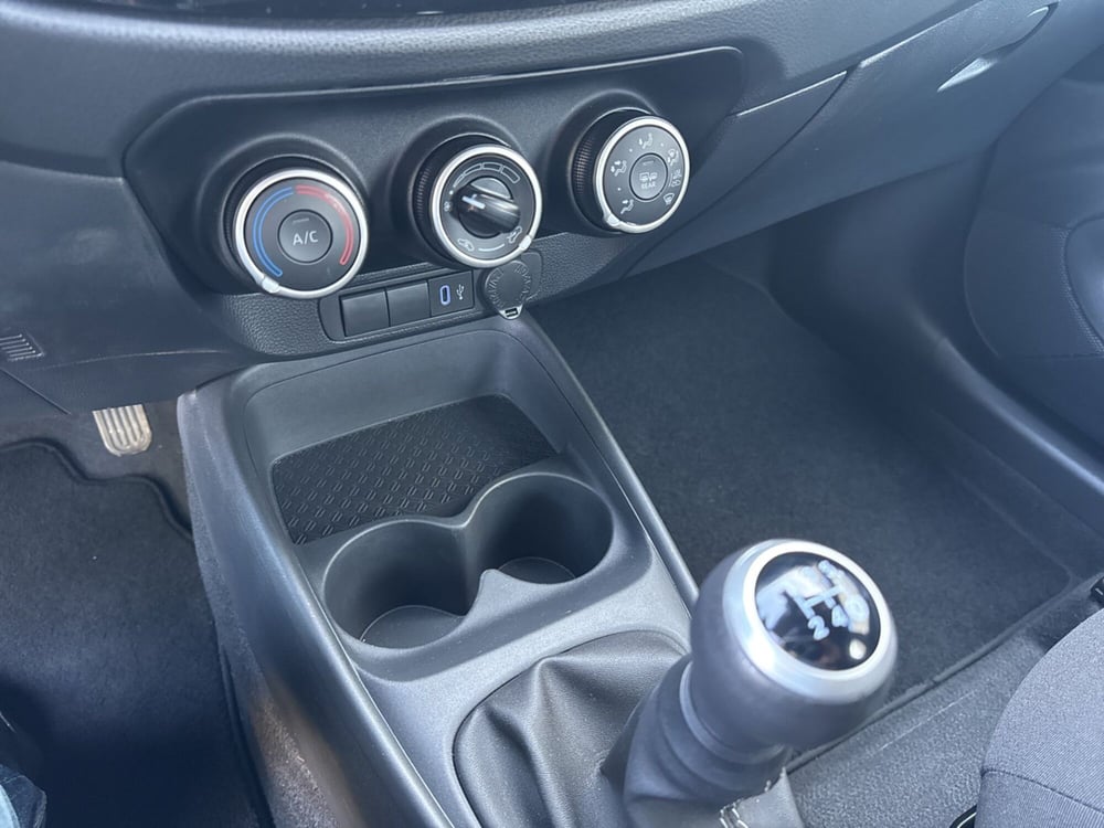 Toyota Aygo X usata a Ferrara (15)