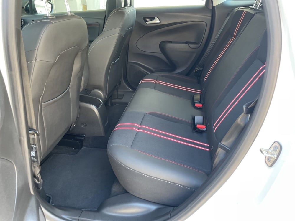 Opel Crossland usata a Pescara (9)