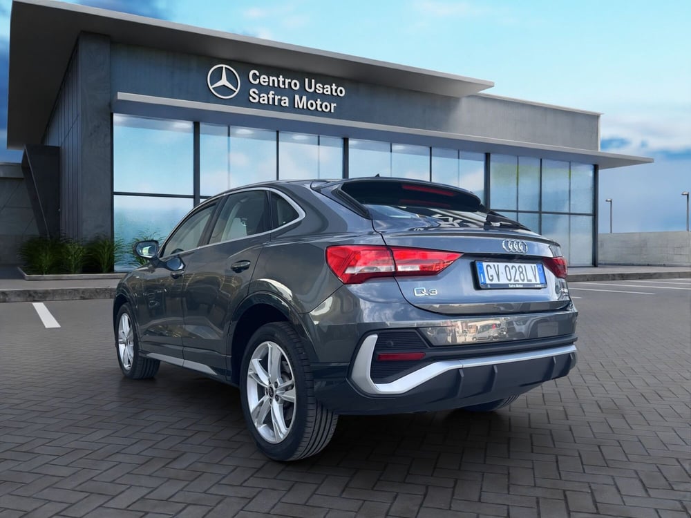 Audi Q3 Sportback usata a Cosenza (4)