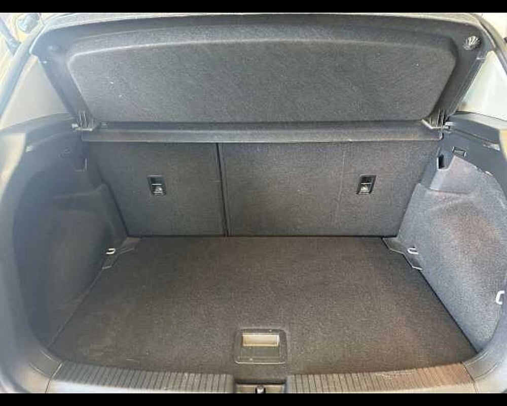 Volkswagen T-Cross usata a Roma (11)