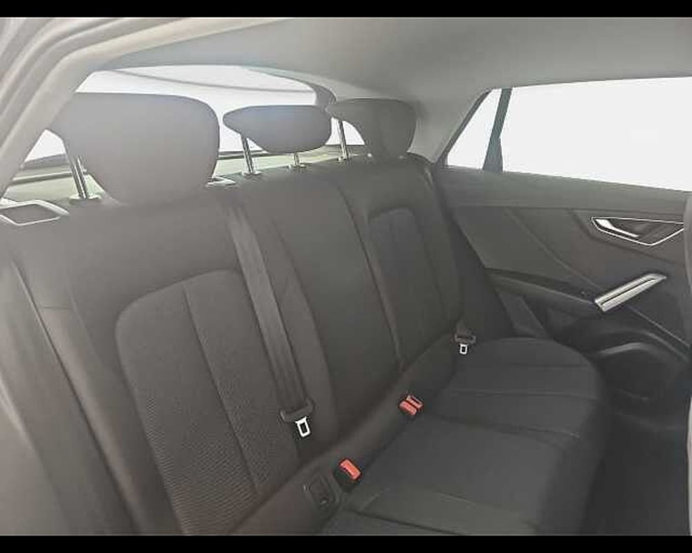 Audi Q2 usata a Roma (9)