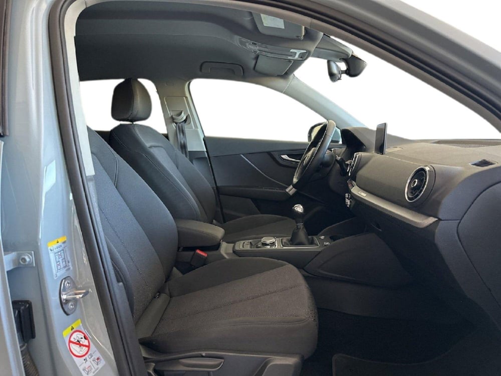 Audi Q2 usata a Napoli (7)