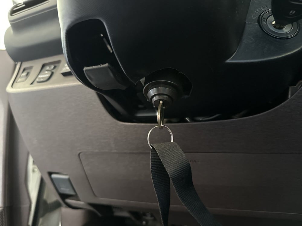 Toyota iQ usata a Napoli (20)