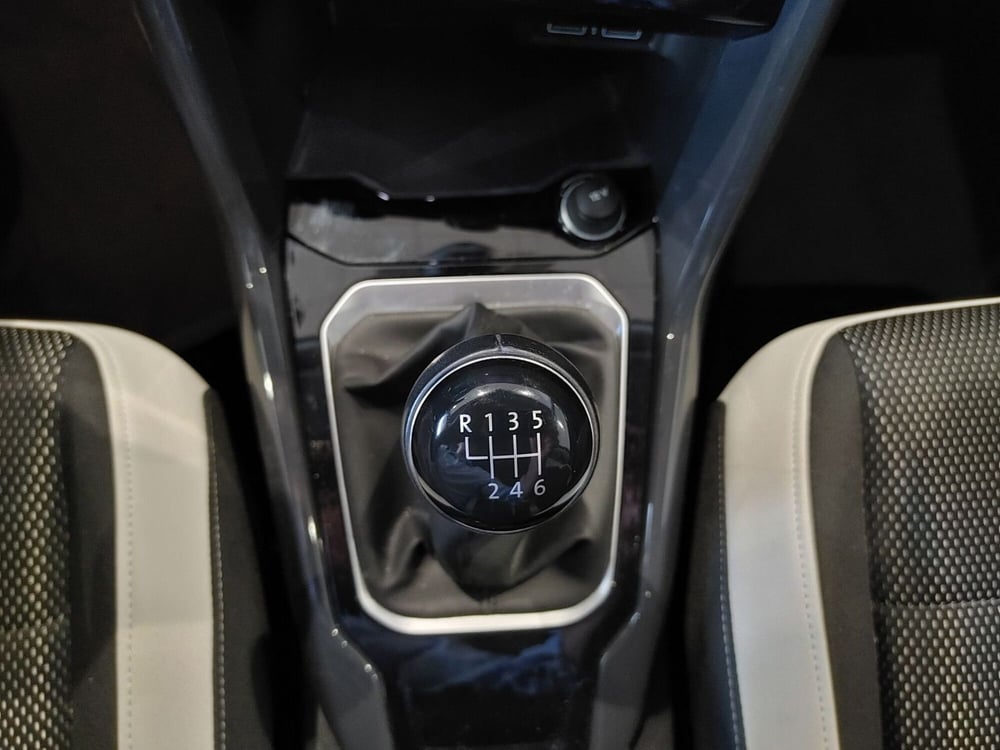 Volkswagen T-Roc usata a Vercelli (15)